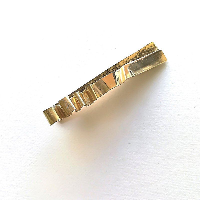 真鍮フリルクリップ - ヘアアクセサリー - 金属 ゴールド