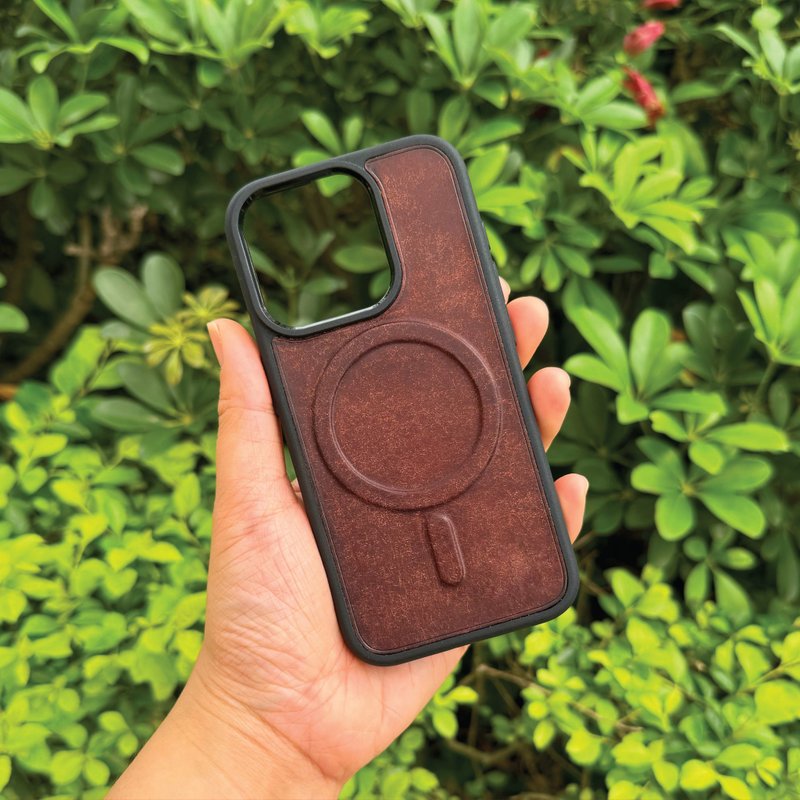 【Magsafe iPhone Case】Brown Pueblo | Shockproof | Personalized Engraved - เคส/ซองมือถือ - หนังแท้ สีนำ้ตาล