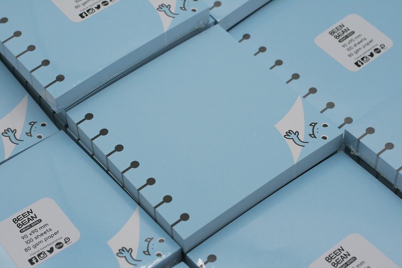 กระดาษ กระดาษโน้ต สีน้ำเงิน - Memopad Blue Glutton Monster (non-sticky notepads, 100 sheets per pack)