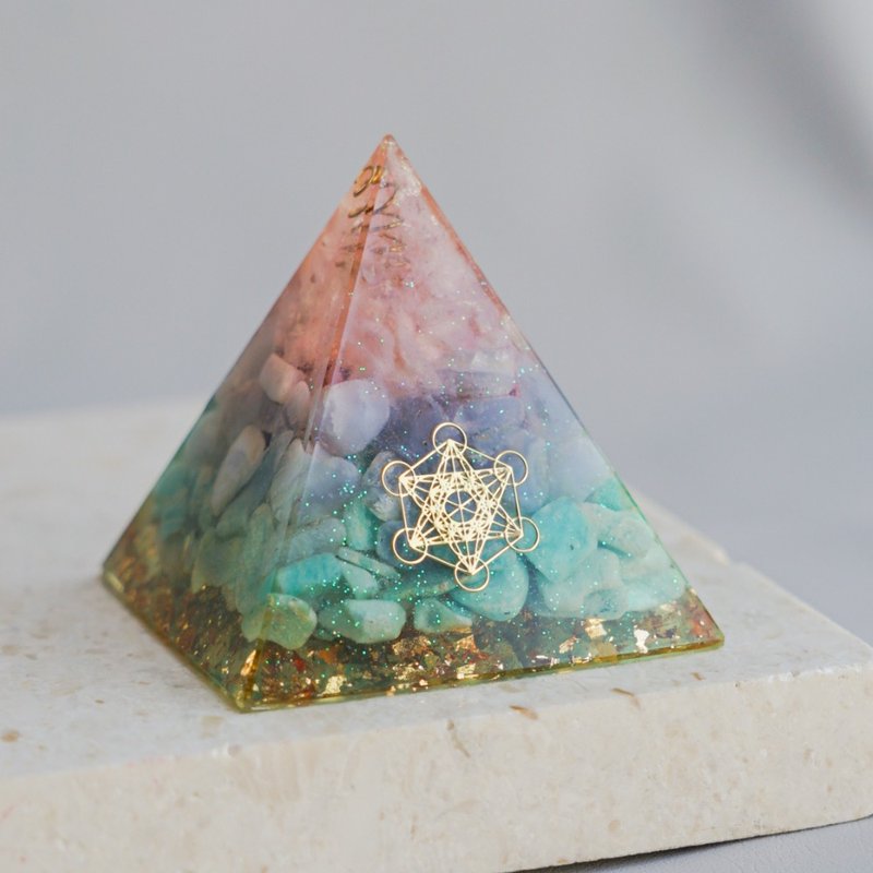 [Customized] Orgonite Crystal Energy Pyramid - ของวางตกแต่ง - คริสตัล สีม่วง