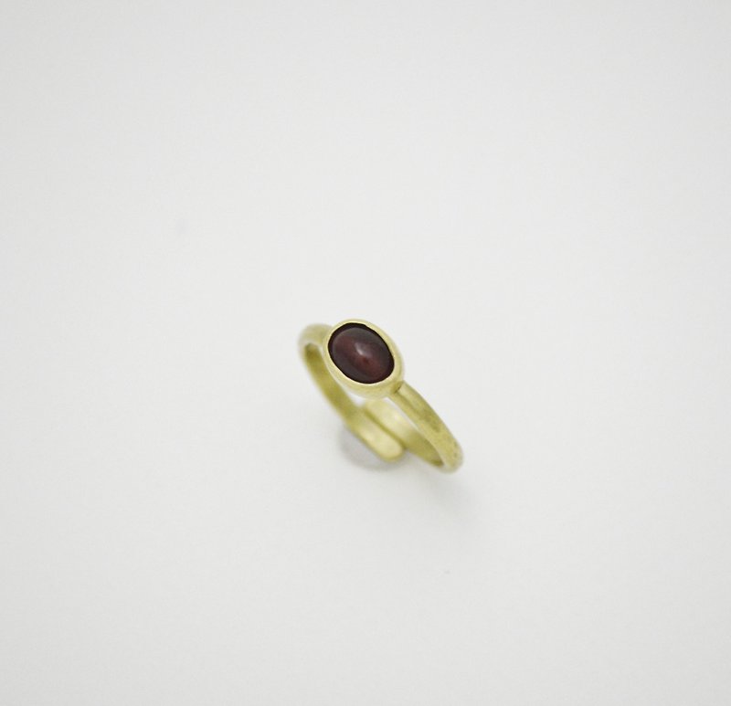 ทองแดงทองเหลือง แหวนทั่วไป สีนำ้ตาล - Simple small stone-Cat's eye scapolite‧Brass Ring