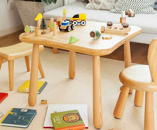 小さな正方形のテーブル 無垢材のテーブル 家庭用多機能ベビービルディングブロックゲームテーブル おもちゃのテーブル 幼稚園のテーブル 子供用のテーブル ショップ Ouihome その他の家具 Pinkoi
