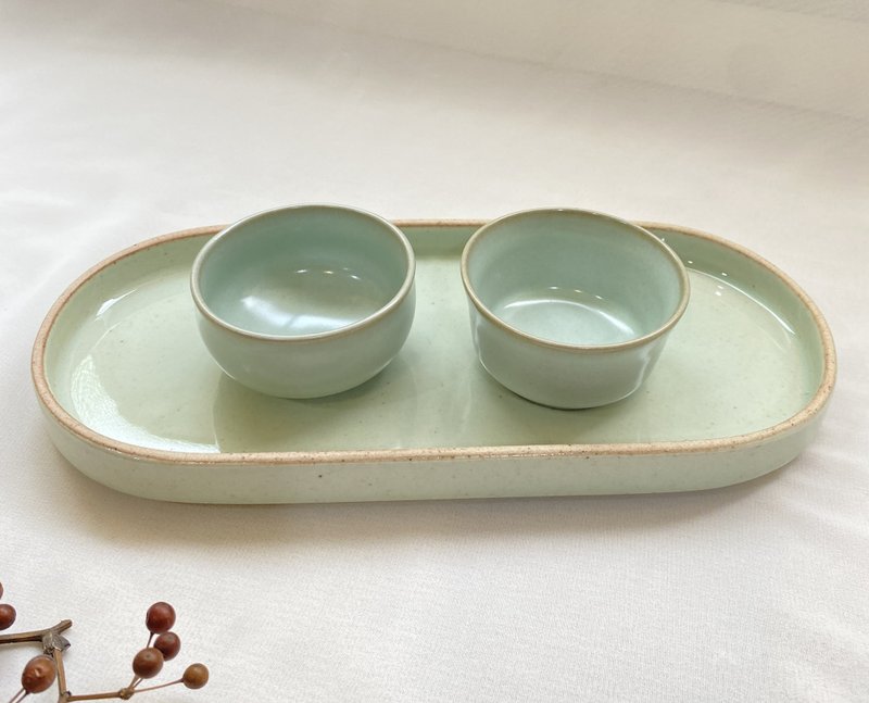 [Good Day Fetish] Early Retro Celadon Oval Tray Cup Set Three-piece Combination Tea Set Collection Ritual Sense - Items for Display - Porcelain Brown