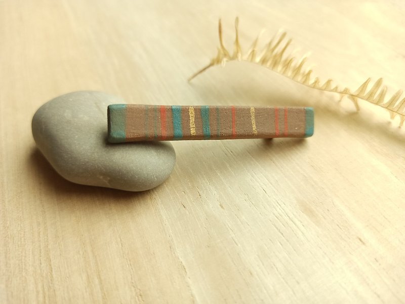 Pottery Brooches Multicolor - Rainbow Diffuser Striped Long Pottery Pin