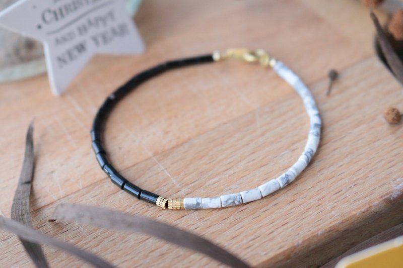 White stone bracelet 0042-clear - Bracelets - Gemstone Black