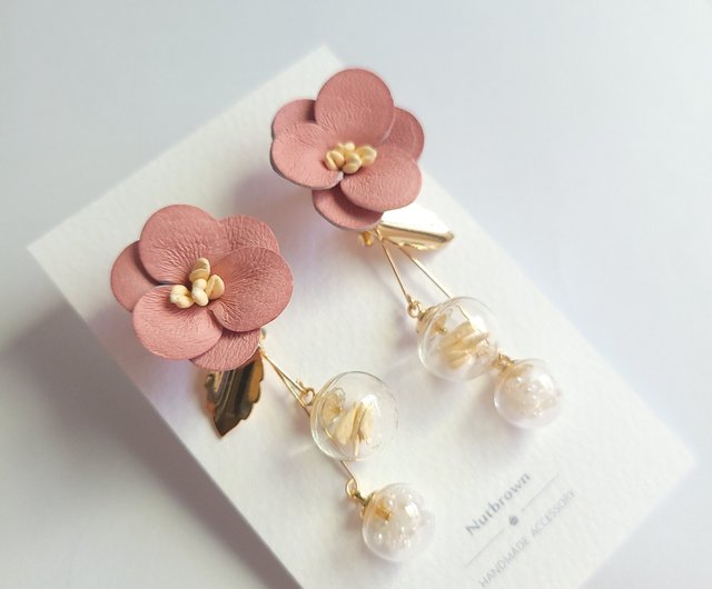 花と草のコレクション] ハニーポットレザーフラワーピアス/イヤリング