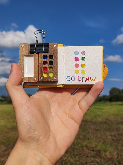 GO DRAW Mini wooden watercolor palette (8 cells) WITH yellow tiny watercolor sketchbook