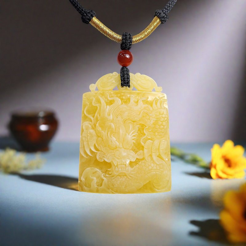 騰彪琥珀 天然雞油黃蜜蠟 大師精雕 蟠龍戲珠 傳家正規牌 項鍊墜 - 項鍊 - 半寶石 黃色
