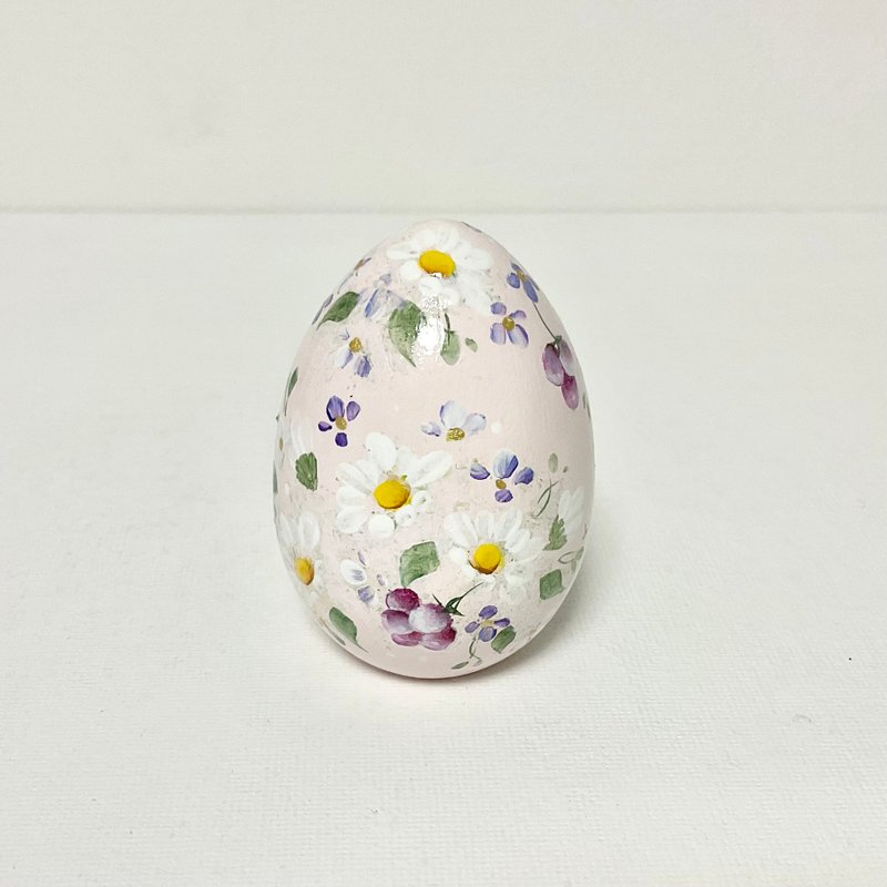 手描きのピンクの、野の花の木製イースターエッグ - 其他 - 木頭 藍色