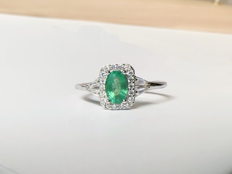 0.43克拉 天然祖母綠 透綠 優雅迷人 5月生日石訂製款 - 戒指 - 純銀 綠色