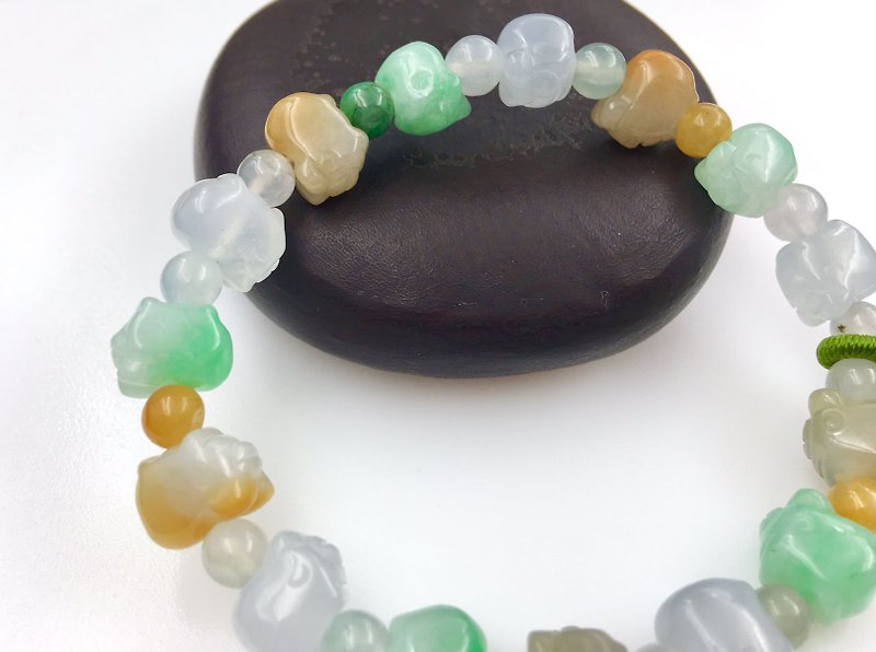Ice three-color jade jade pig bracelet - Bracelets - Gemstone Multicolor
