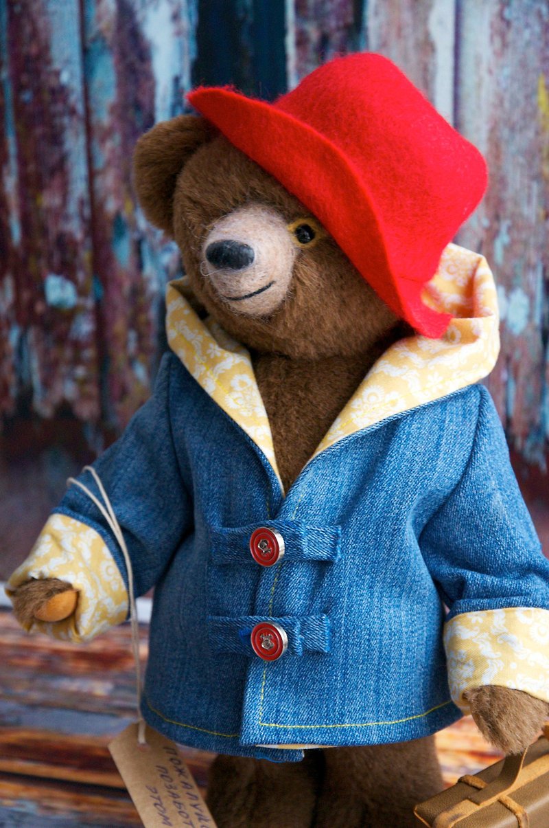 วัสดุอื่นๆ ตุ๊กตา สีนำ้ตาล - Migratory Teddy Bear created with german mohair in a hat and coat