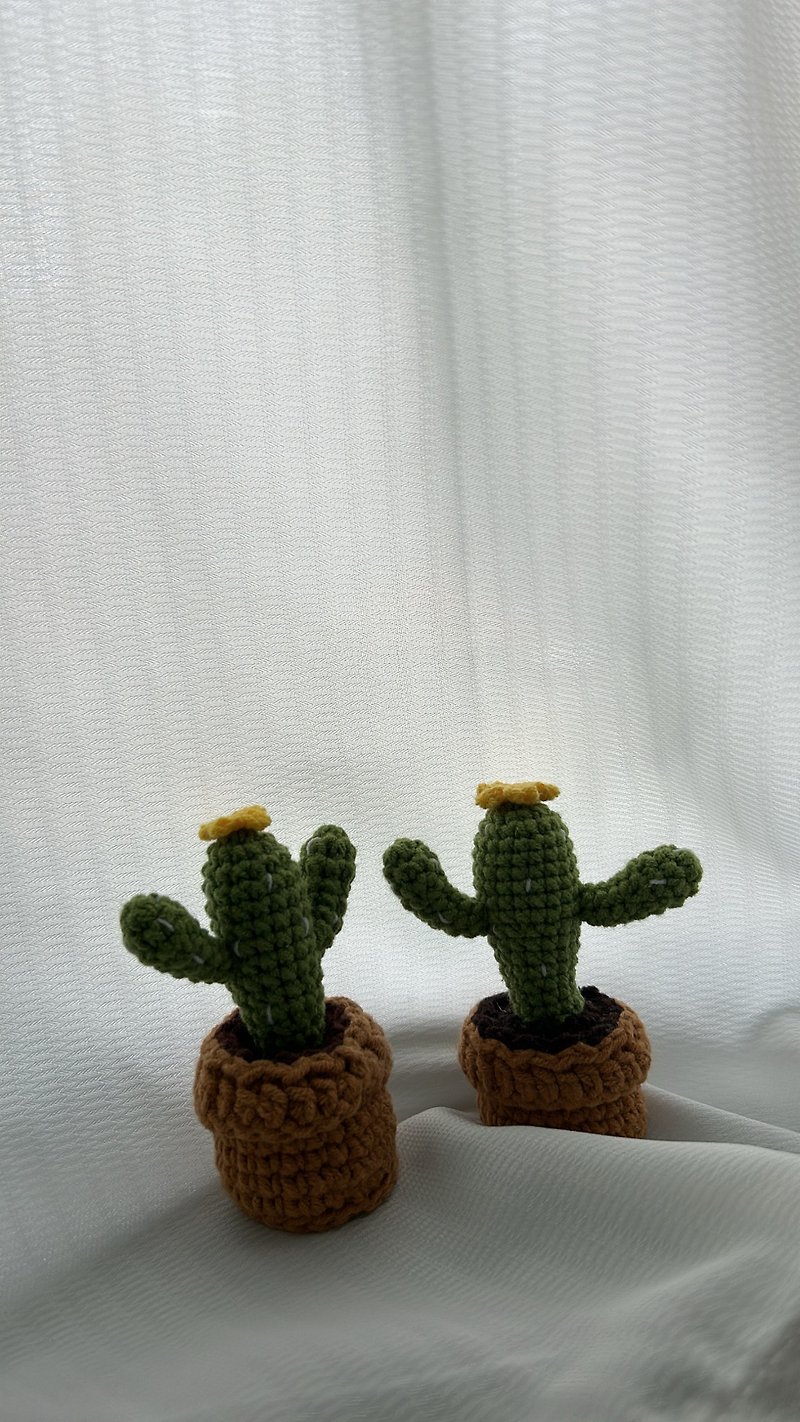 Knitted Crocheted Potted Plants | Flowers | Desktop Decoration | Home Decoration - Plants - Other Materials 