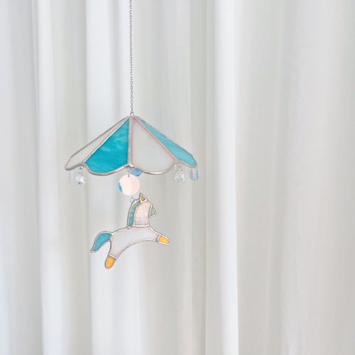 メリーゴーランド ユニコーン ステンドグラス サンキャッチャー