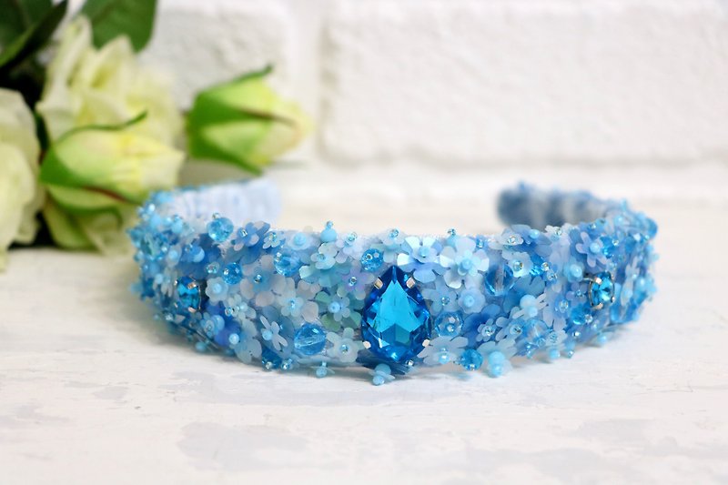 Bblue crystal perls headband Bridal gentle tiara Diadem with flowers - Headbands - Glass Blue