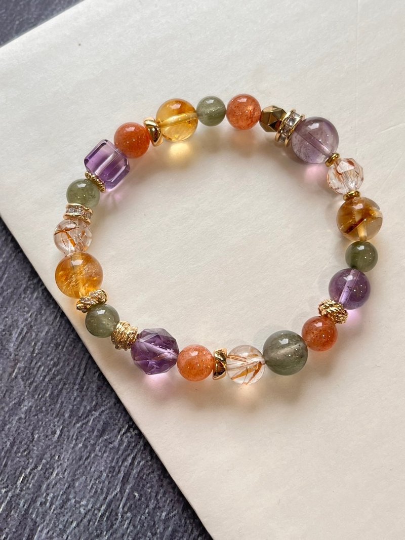 Customized crystal bracelet, citrine, amethyst, green hair crystal, gold sunstone , Stone hair crystal - Bracelets - Crystal 