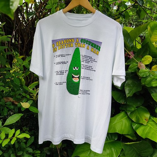goodviewvintageshop Vintage 90s 8 reasons cucumber is better than a man T Shirt