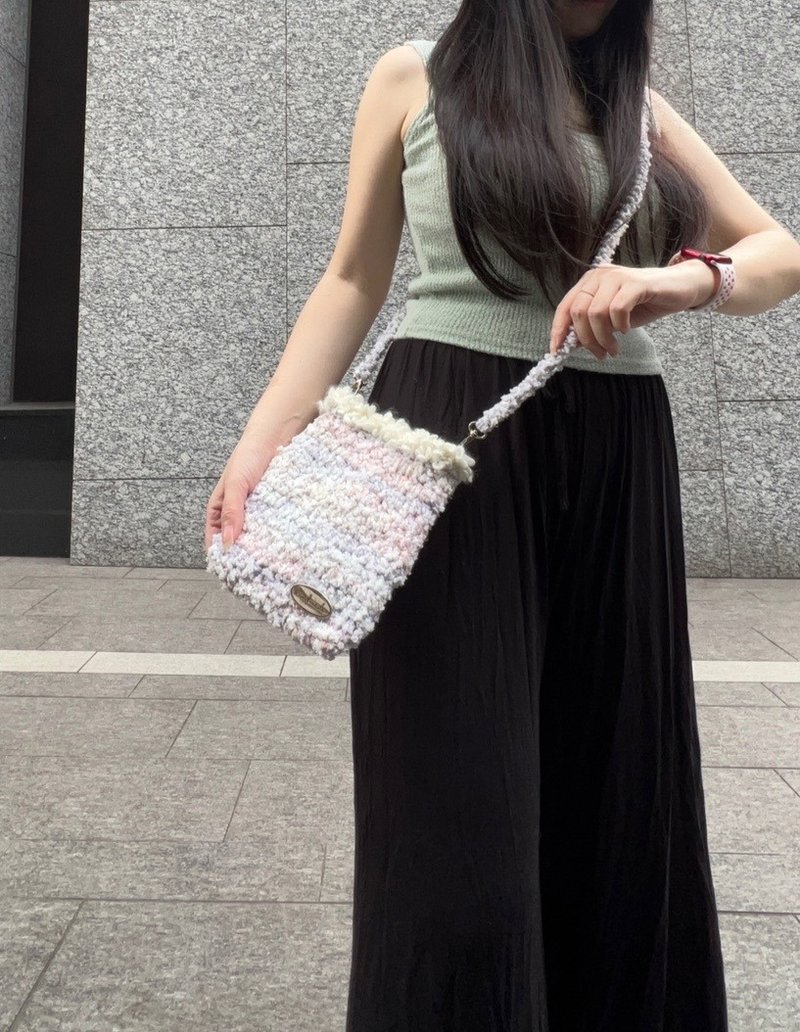 Fluffy Rainbow Unicorn Crossbody Bag Rainbow Gradient Color/Mobile Phone Bag/Sweet Style - กระเป๋าแมสเซนเจอร์ - วัสดุอื่นๆ 