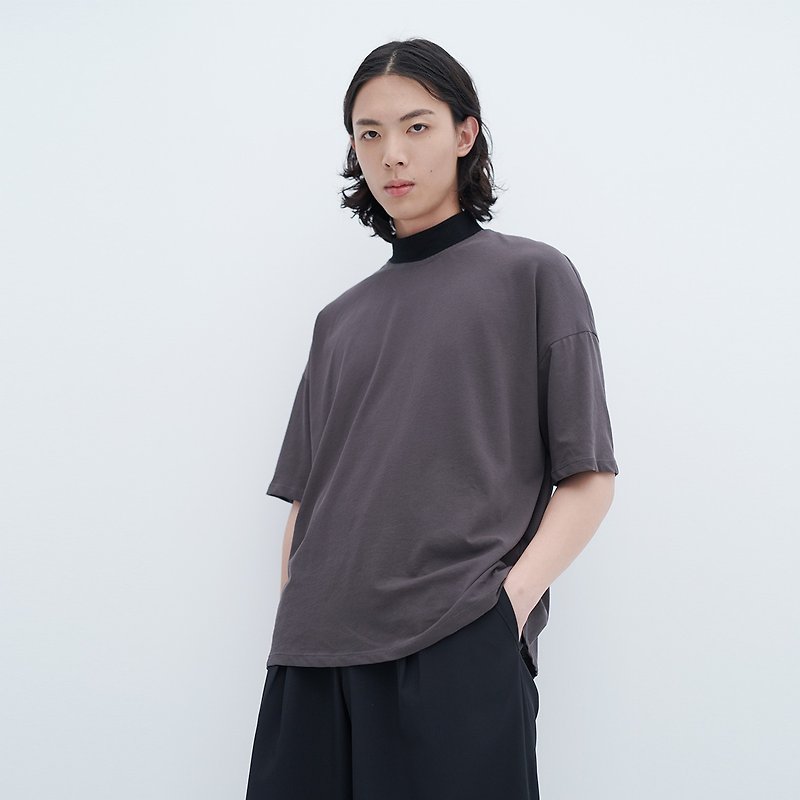 TRAN - 針織高領TEE - 男 T 恤 - 棉．麻 灰色