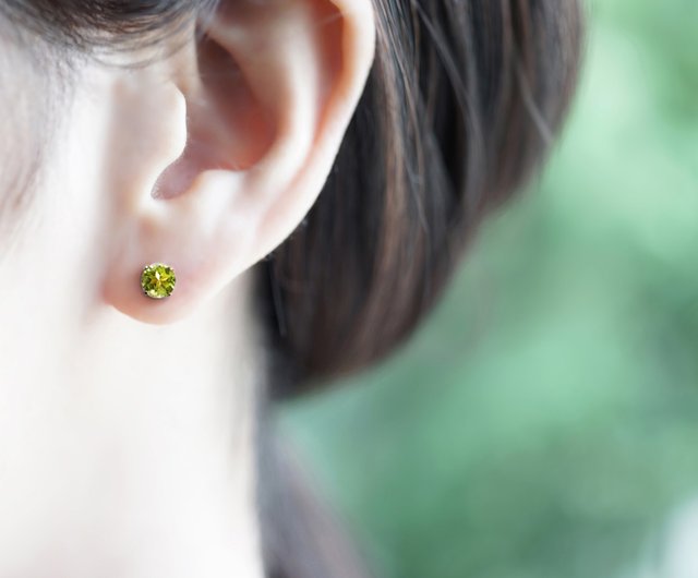 大粒　天然石ペリドットリング＆ピアス14K 8月誕生石 美しい黄緑色の宝石 太陽の石