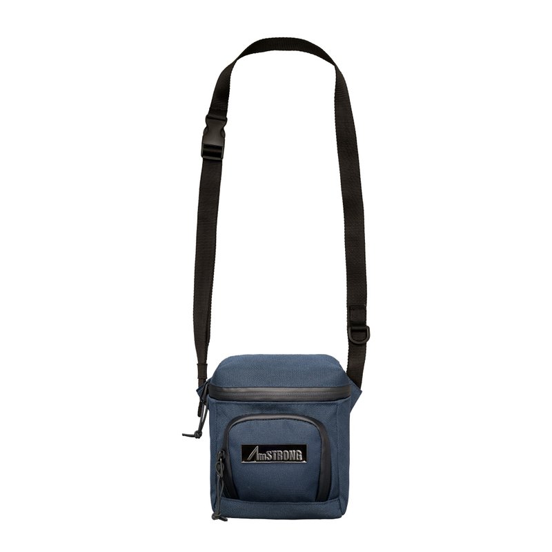 【型動探索】02-RUCKSACK Nano 斜揹包 炭藍色 - 側背包/斜背包 - 聚酯纖維 藍色