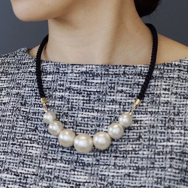 CottonPearl Cord Necklace - Necklaces - Other Metals Black