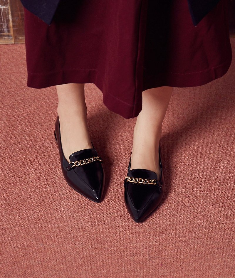 Zero code-[Miss shopper] French elegant loafers _ gold chain bright black (24-26 take small half) - Women's Oxford Shoes - Genuine Leather Black