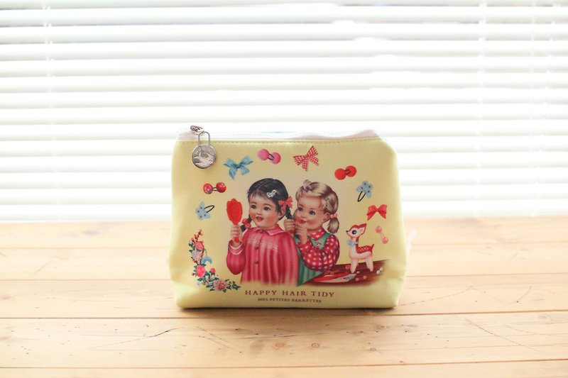 Christmas Exchange Gifts UK Imports WU &amp; WU Hair Tidy Cosmetic Bags / Travel Bags / Pencil Cases (M)