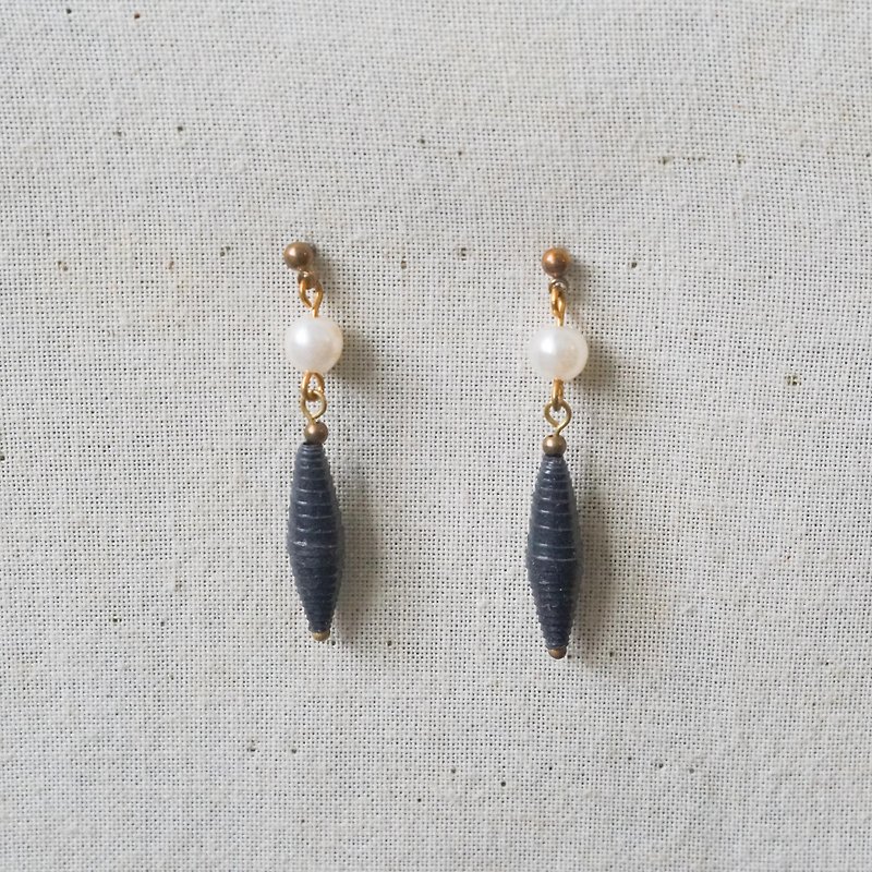 [Small roll paper handmade/paper art/jewelry] elegant imitation pearl pendant earrings