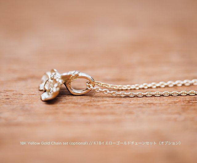 18K Sakura pendant M - Japanese jewelry - Cherry blossom necklace 