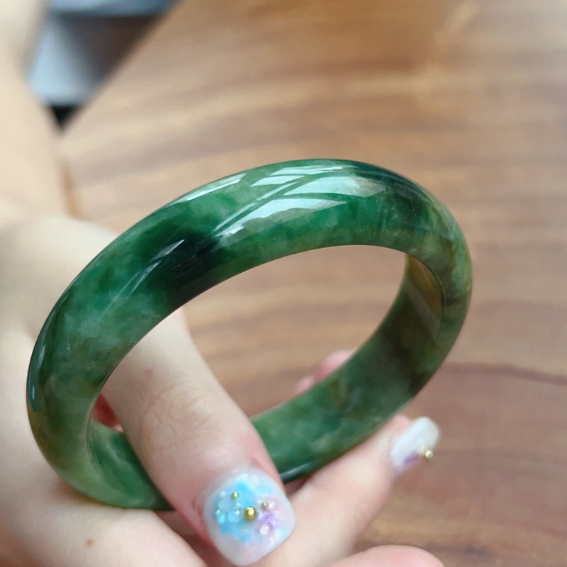 グリーンフローラル翡翠バングル | 19号 | 天然ミャンマー産翡翠A貨 | ギフト - ブレスレット - 翡翠 グリーン