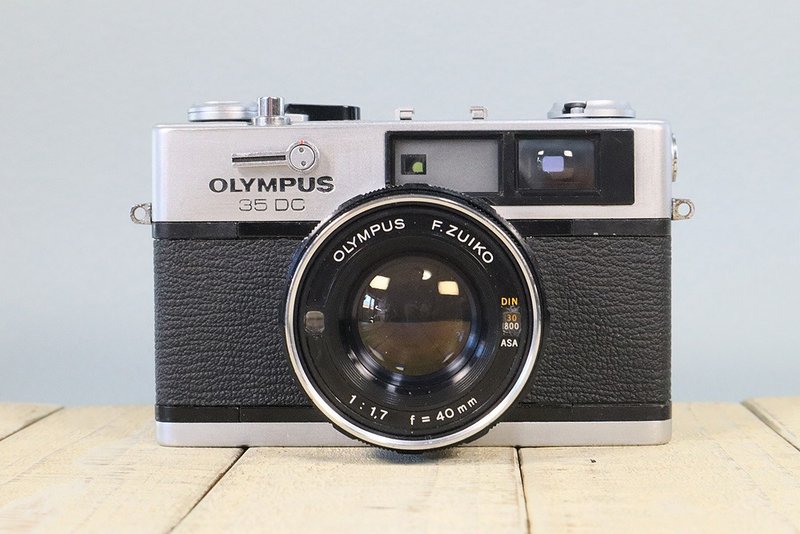 【完動品】オールドフィルムカメラ オリンパス　OLYMPUS 35DC　S/N231451 P109 - 相機/拍立得/底片相機 - 其他金屬 黑色