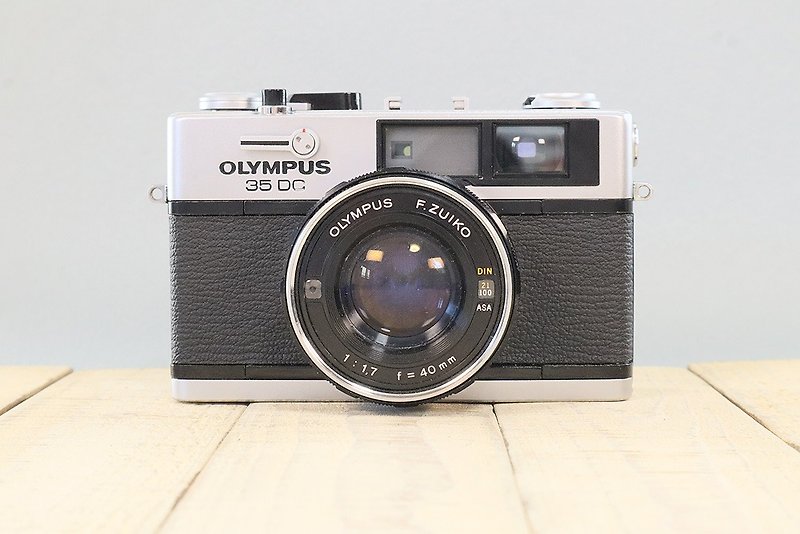 [Fully functional] Old film camera Olympus OLYMPUS 35DC S/N436769 P056 - Cameras - Other Metals Black