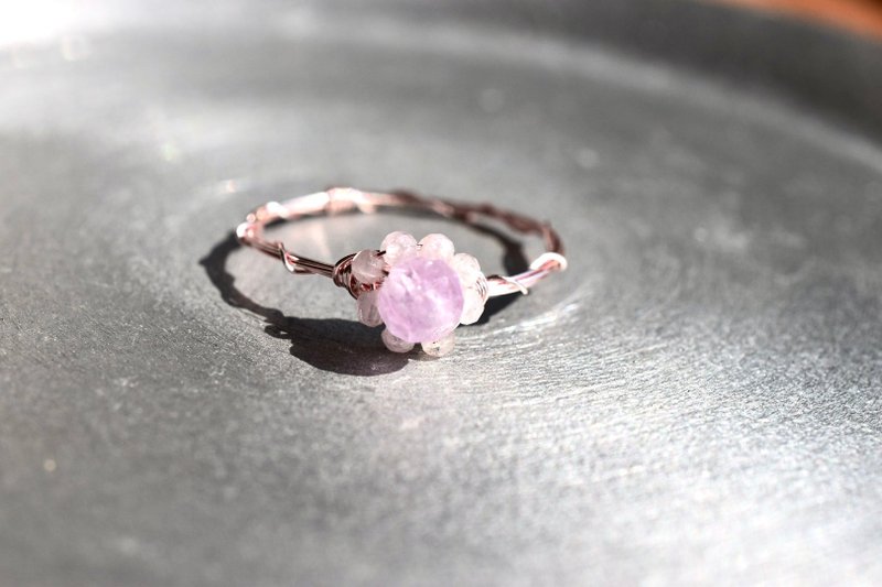 Kunzite Flower Round Cut 4mm, 2mm/Pink Gold Ring K285 - แหวนทั่วไป - เครื่องประดับพลอย สึชมพู