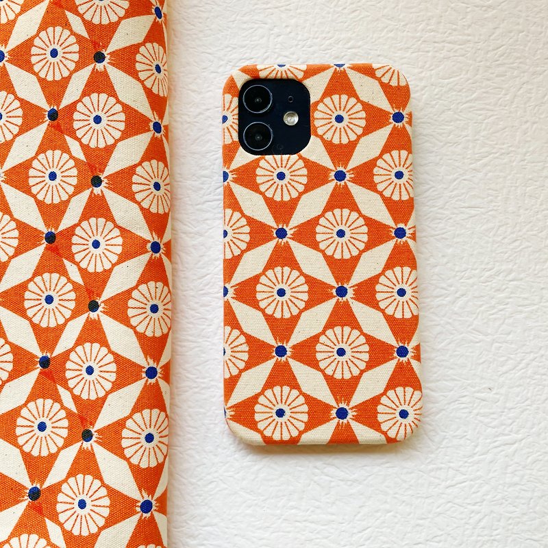 復古老花磚老粗布布藝 手工做 布面 iPhone手機殼 可客製 - 手機殼/手機套 - 棉．麻 橘色