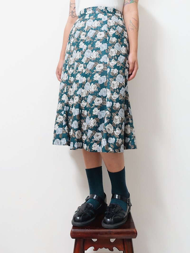 Awhile | Vintage Floral Skirt no.140