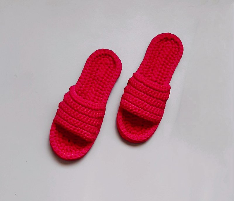 Bright Pink Handmade slippers Women Open-Toe sandals Non-slip flat shoes indoor - รองเท้าแตะในบ้าน - ผ้าฝ้าย/ผ้าลินิน 