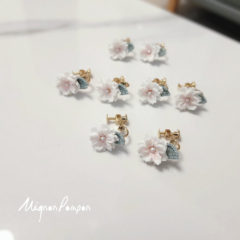 Hand dyed micro crochet lace eightfold cherry blossom pearl Clip-On/earrings - ต่างหู - วัสดุอื่นๆ ขาว