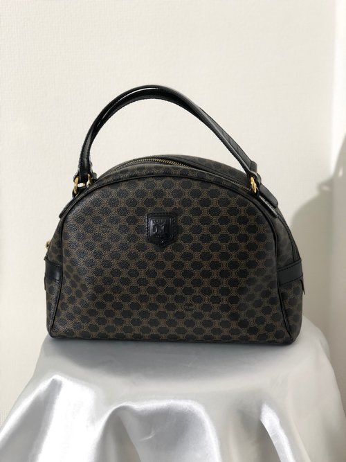 専用 貴重 正規品 CELINE セリーヌ ハンドバッグ マカダム ブラゾン CELINE マカダム柄ブラゾン刻印ハンドバッグ