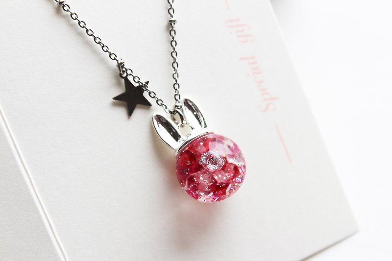 Rosy Garden rabbit shape with dark pink crystal water inside glass ball necklace - สร้อยติดคอ - แก้ว สีแดง