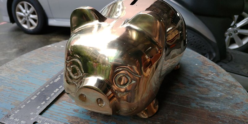 Copper & Brass Coin Banks - Early collection of old pieces, industrial style, old copper piggy bank, lucky fortune, golden pig, feng shui ornaments (middle)