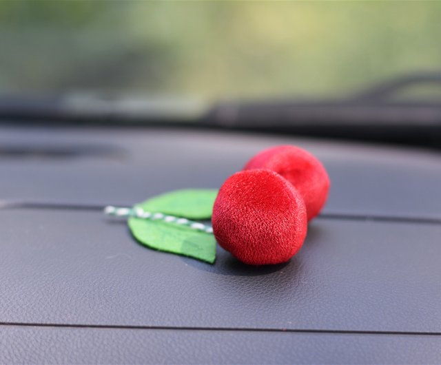 樱桃 Cherry car accessory. Rear view mirror charm. Auto