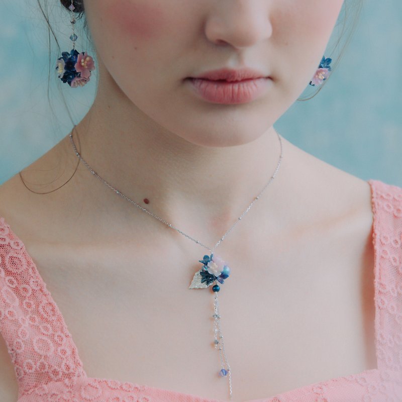 ดินเหนียว สร้อยคอ สีน้ำเงิน - Pamycarie Night-Sakura 925 Silver Crystal Necklace