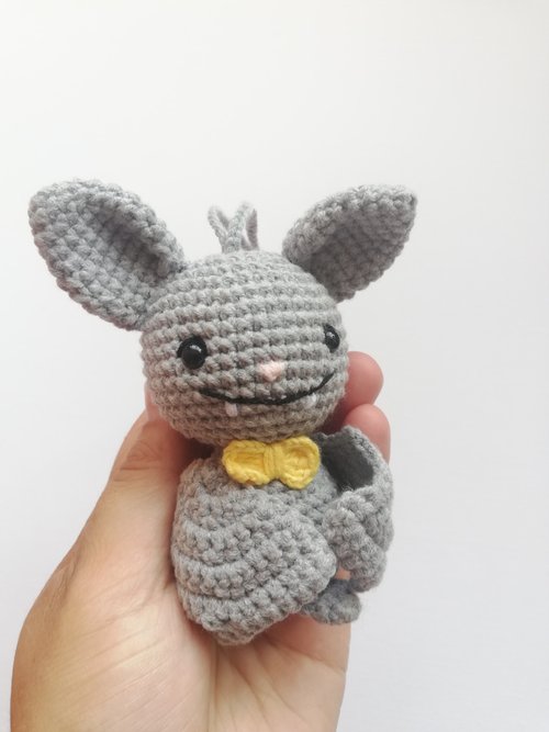 ハンドメイド あみぐるみ コウモリ 3匹セット ハンドメイド あみぐるみ コウモリ 3匹セット - メルカリ
