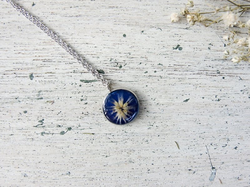 Real flower necklace - miscanthus Star - Necklaces - Plants & Flowers Multicolor
