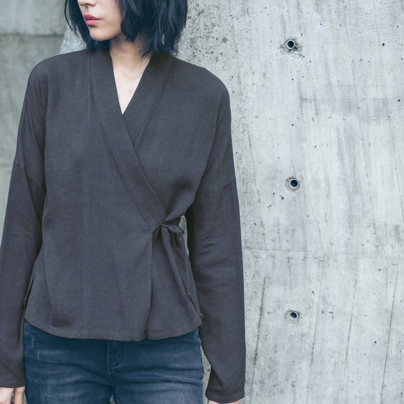 Japanese-style tie string wrap top - gray - เสื้อผู้หญิง - ผ้าฝ้าย/ผ้าลินิน สีเทา