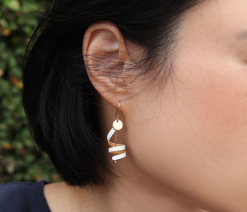 Musical Bloom - Bamboo Earring - Earrings & Clip-ons - Bamboo White