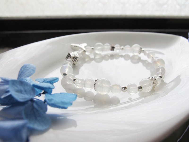 Moonstone 925 sterling silver [Yuexia Guangying] June birthstone good popularity and sleep aid - Bracelets - Crystal White