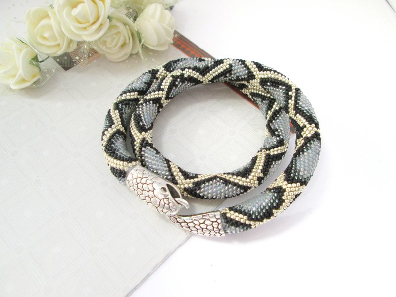 Snake bracelet necklace Beaded braceletPython serpent Grey snake bracelet - 手鍊/手環 - 其他材質 灰色