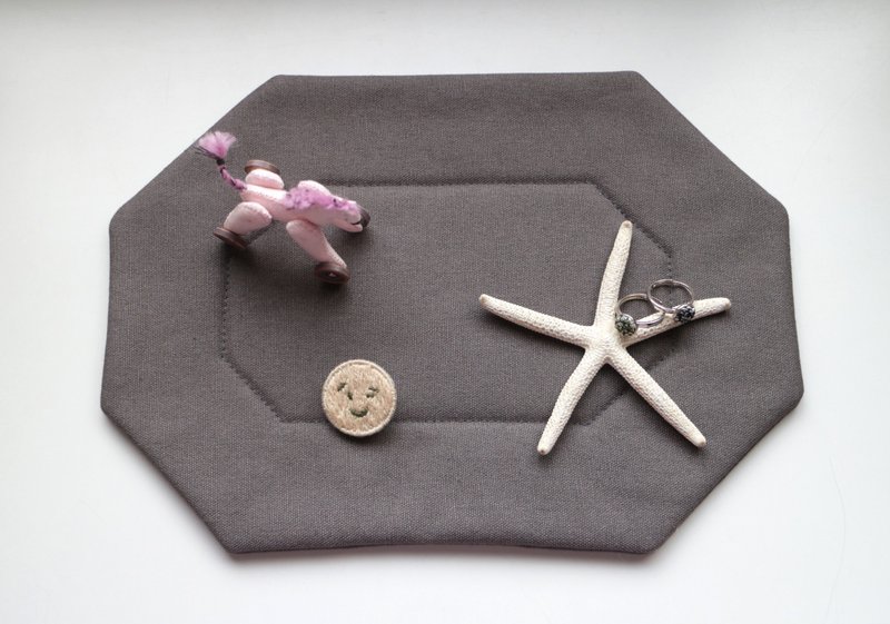 八角餐墊 隔熱墊 / 灰 - 杯墊 - 棉．麻 灰色